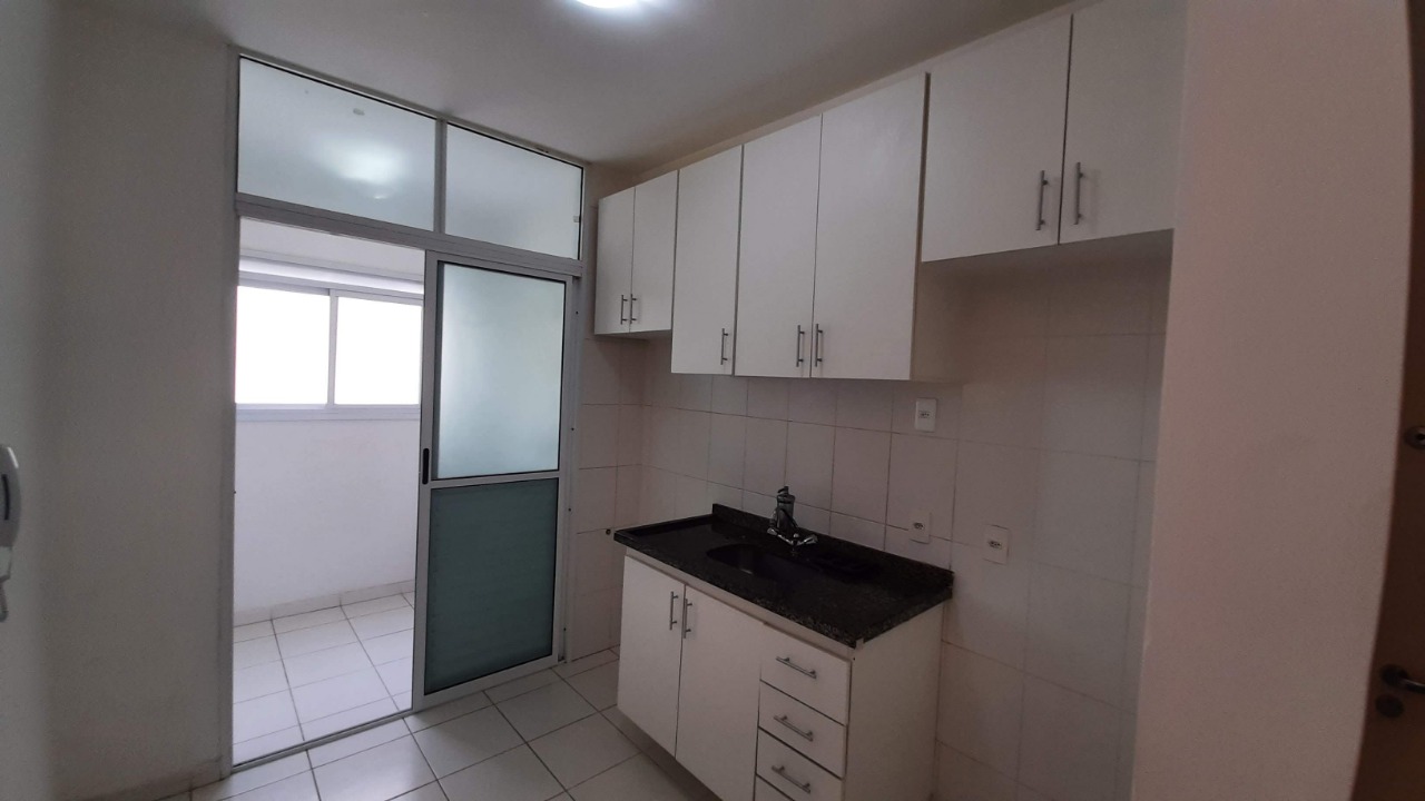 Apartamento para alugar com 2 quartos, 62m² - Foto 3