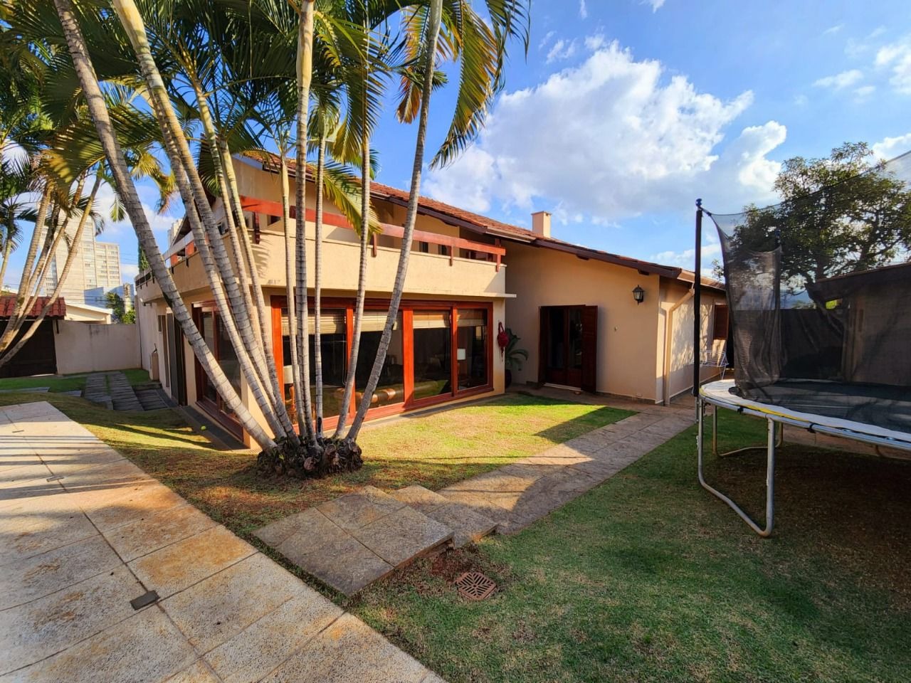 Casa à venda com 5 quartos, 450m² - Foto 8