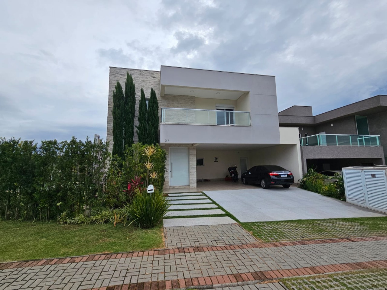 Casa à venda com 5 quartos, 450m² - Foto 1