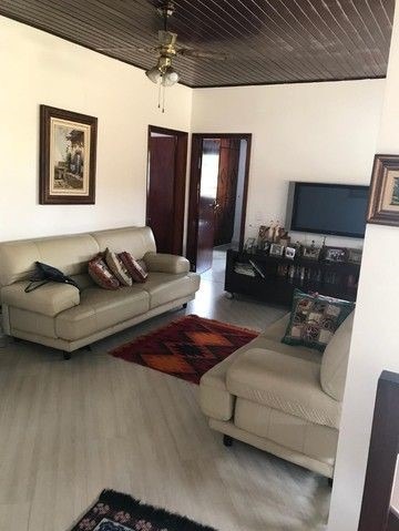 Casa à venda com 4 quartos, 310m² - Foto 4