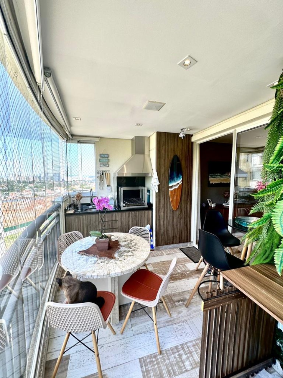 Apartamento à venda com 2 quartos, 104m² - Foto 1