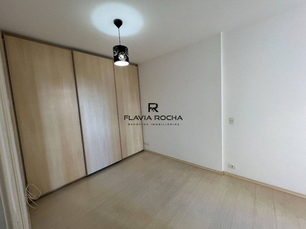 Apartamento para alugar com 2 quartos, 82m² - Foto 9