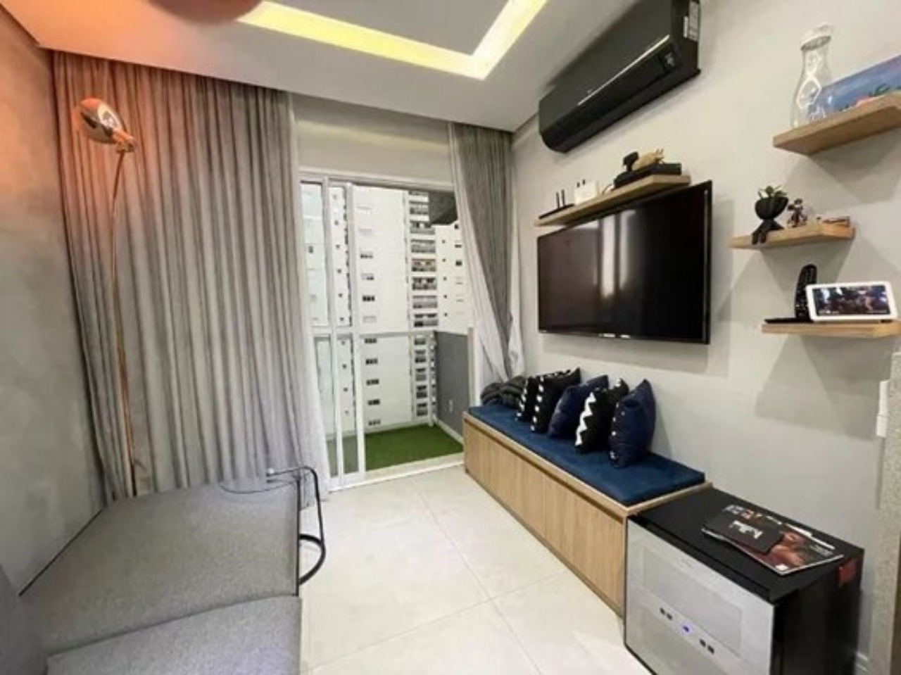 Apartamento à venda com 2 quartos, 67m² - Foto 1