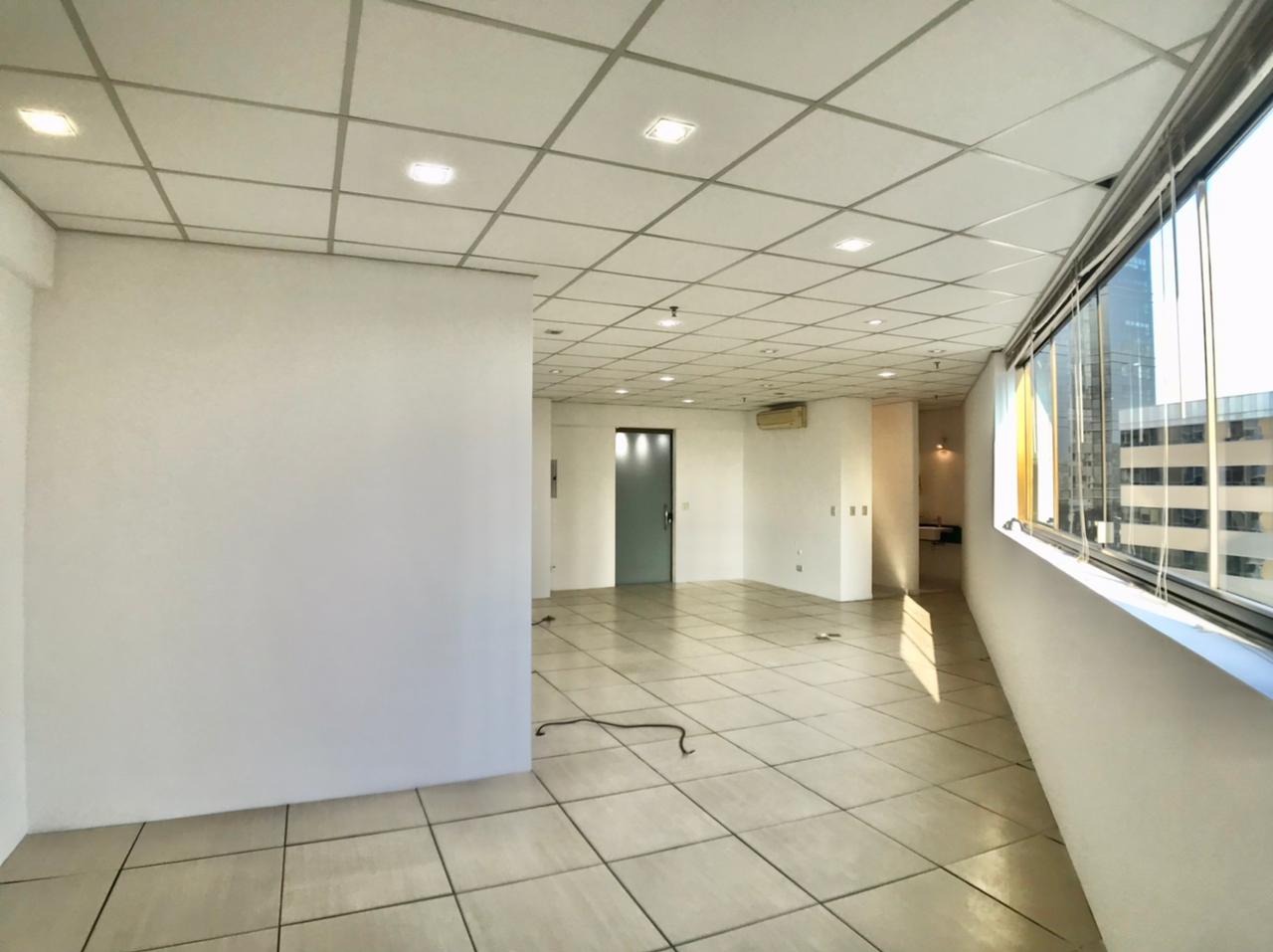 Conjunto Comercial-Sala à venda e aluguel, 60m² - Foto 9