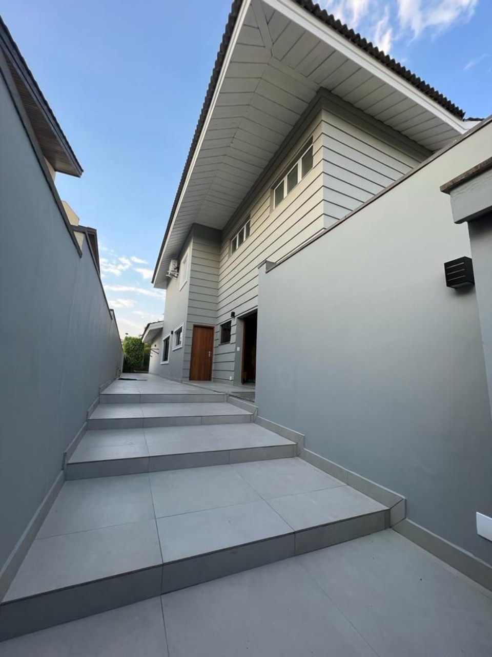 Casa para alugar com 4 quartos, 700m² - Foto 26