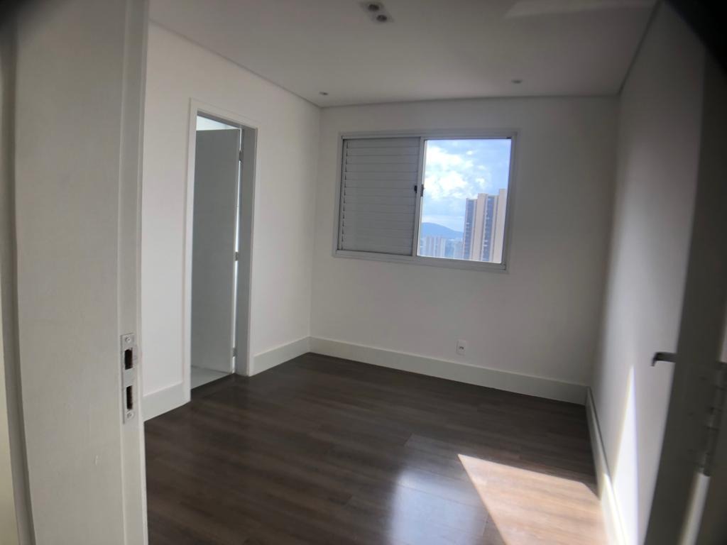 Apartamento à venda com 3 quartos, 165m² - Foto 14