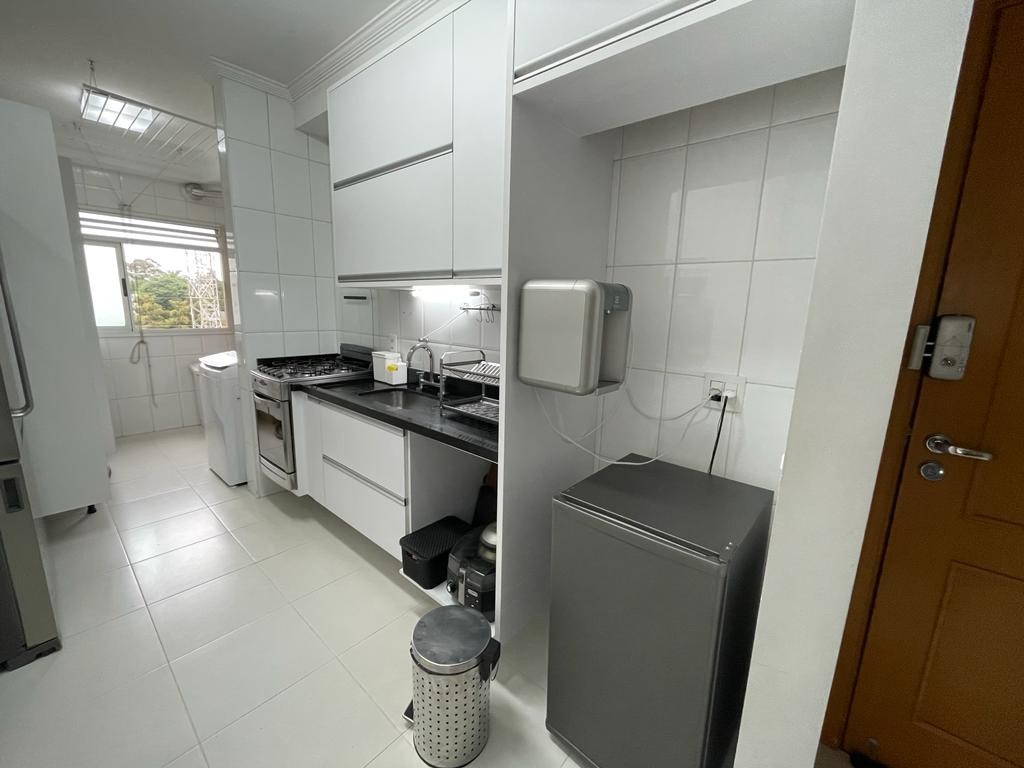 Apartamento à venda com 3 quartos, 101m² - Foto 21