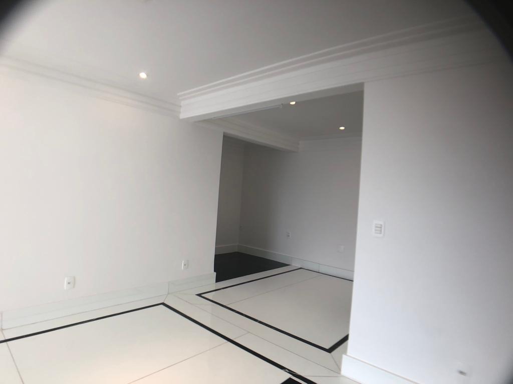 Apartamento à venda com 3 quartos, 165m² - Foto 8