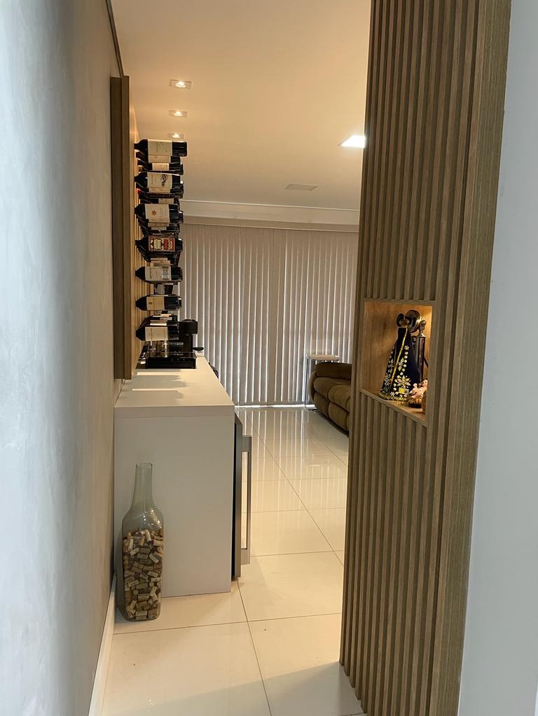 Apartamento à venda com 3 quartos, 101m² - Foto 18