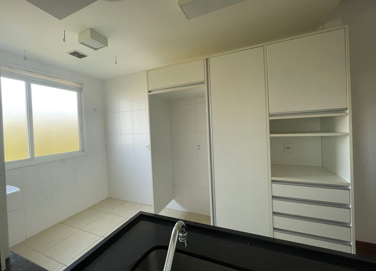 Apartamento à venda com 2 quartos, 73m² - Foto 9