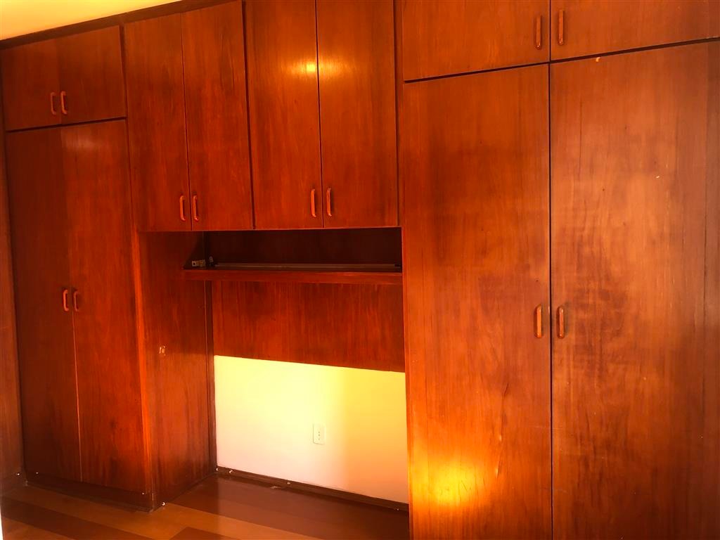 Apartamento para alugar com 3 quartos, 81m² - Foto 8