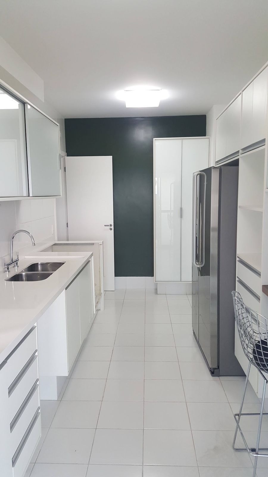 Apartamento para alugar com 3 quartos, 202m² - Foto 13