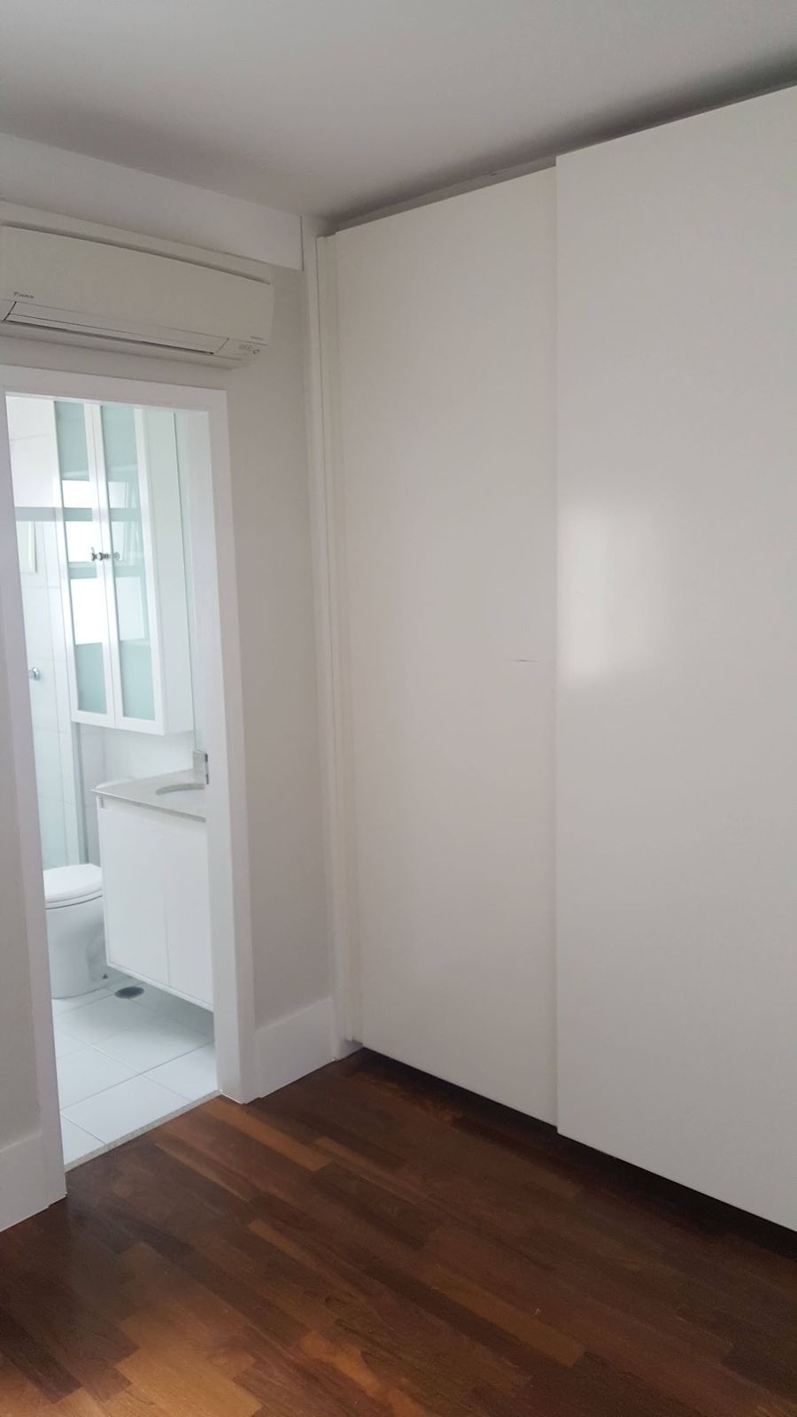 Apartamento para alugar com 3 quartos, 202m² - Foto 20