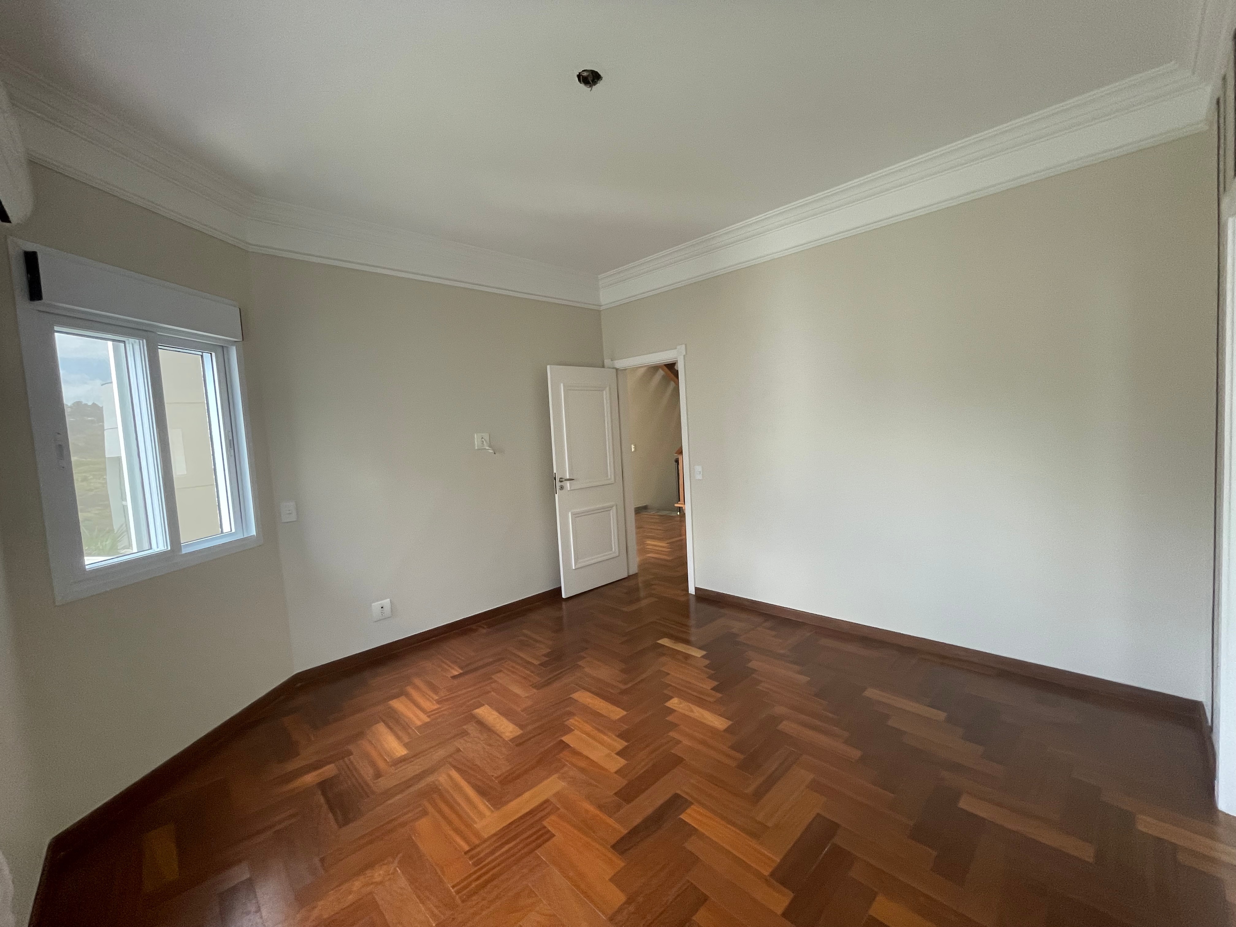 Casa à venda com 4 quartos, 1000m² - Foto 22