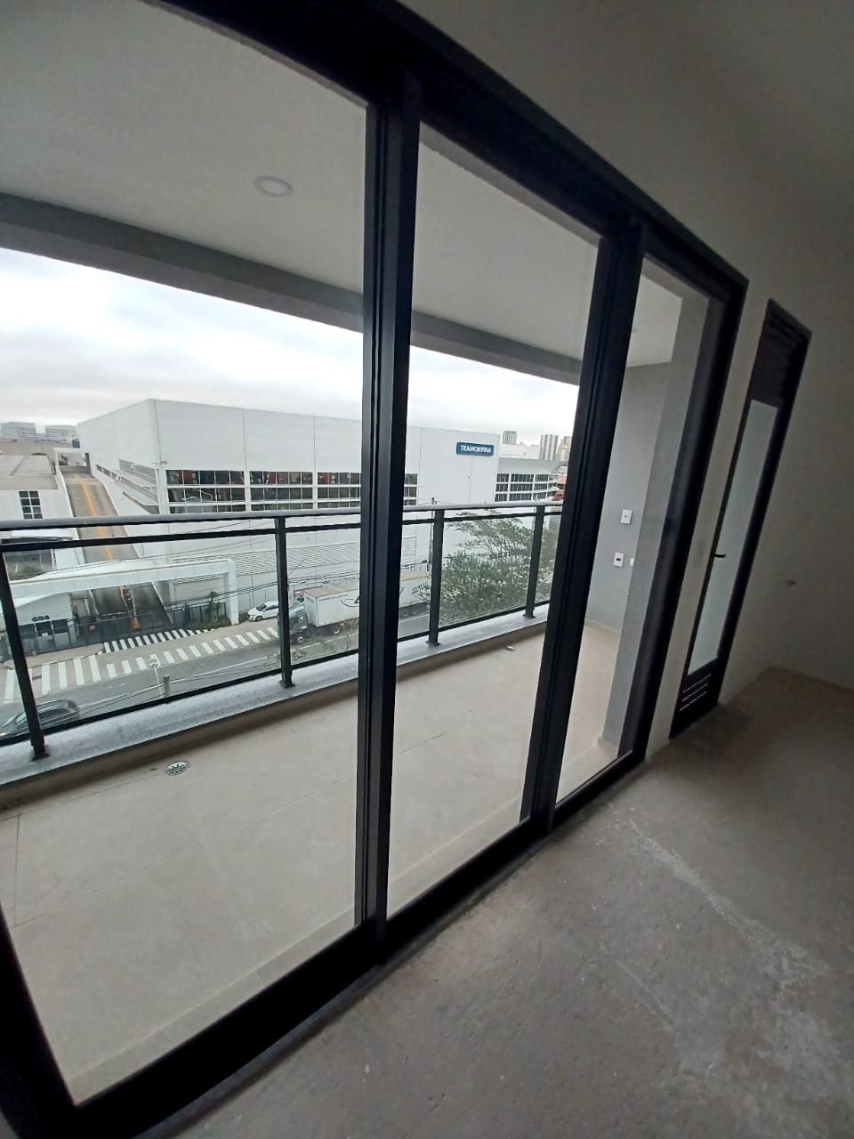 Apartamento à venda com 2 quartos, 75m² - Foto 8