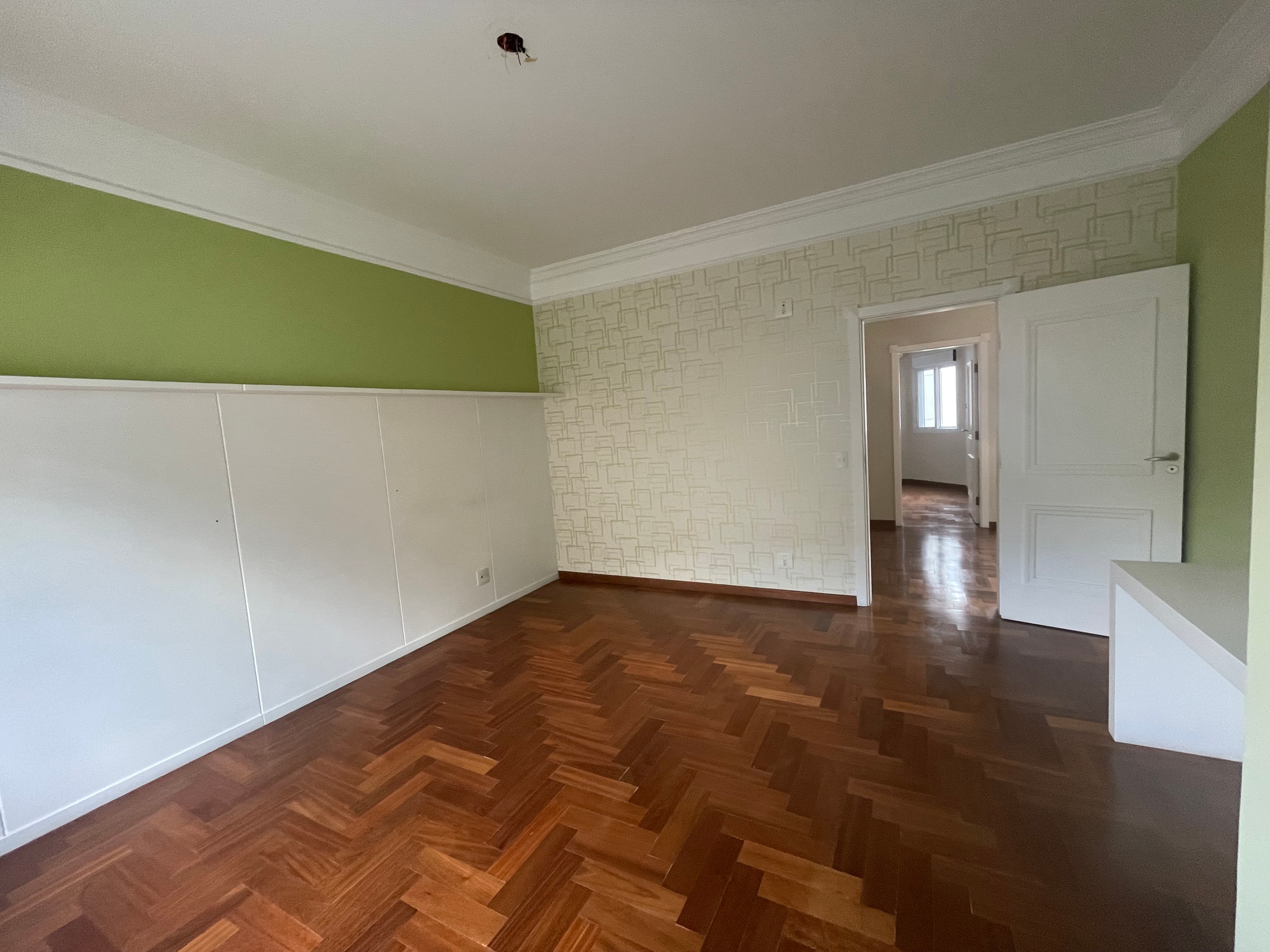 Casa à venda com 4 quartos, 1000m² - Foto 46