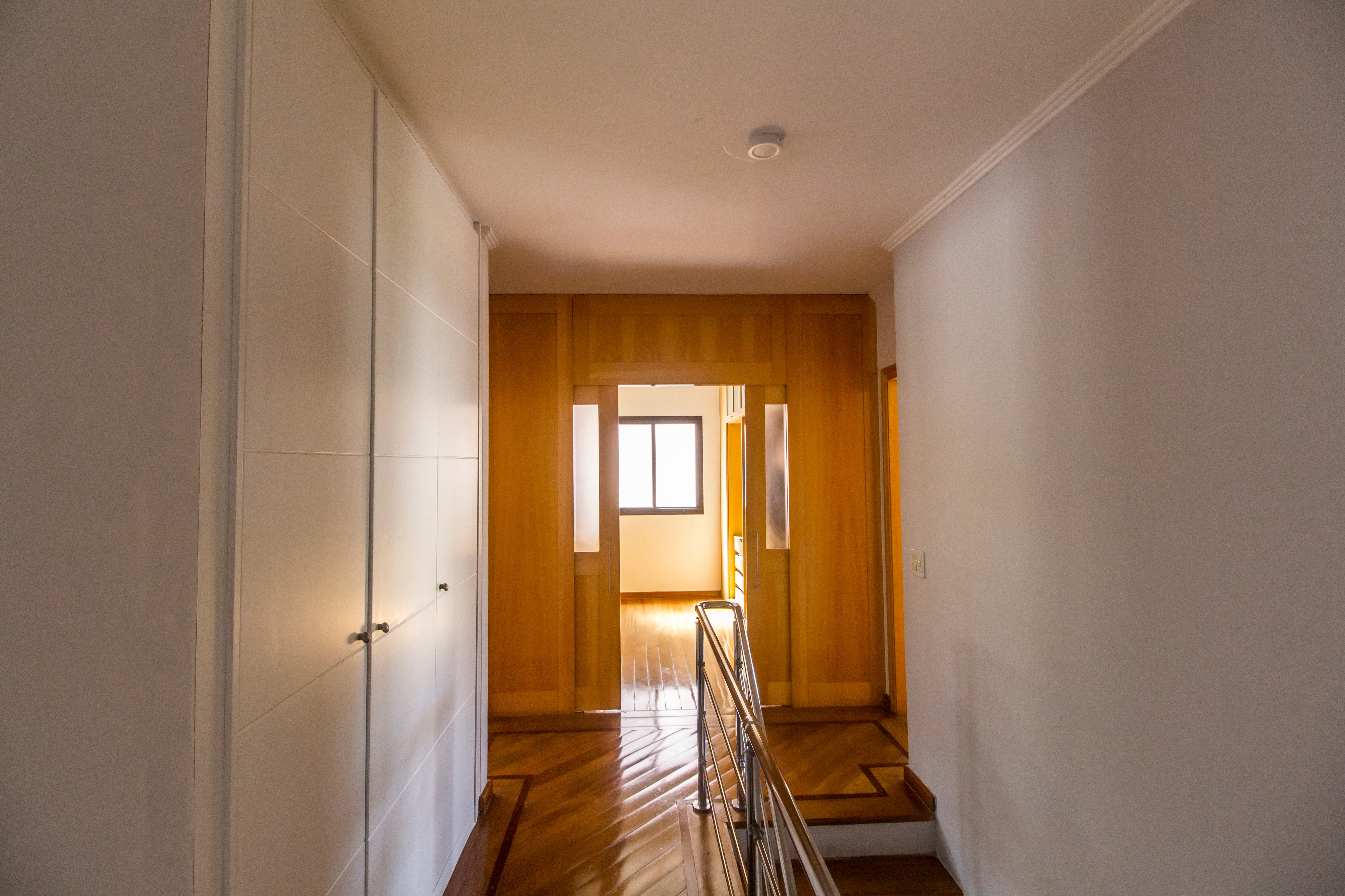 Casa à venda com 4 quartos, 318m² - Foto 30