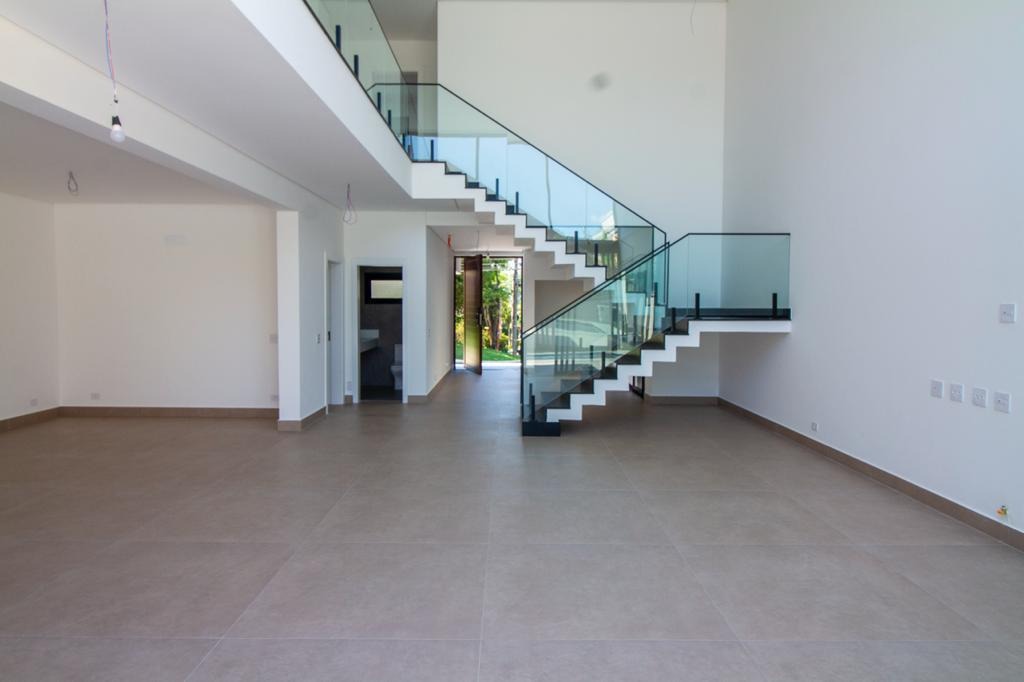 Casa à venda com 4 quartos, 430m² - Foto 9