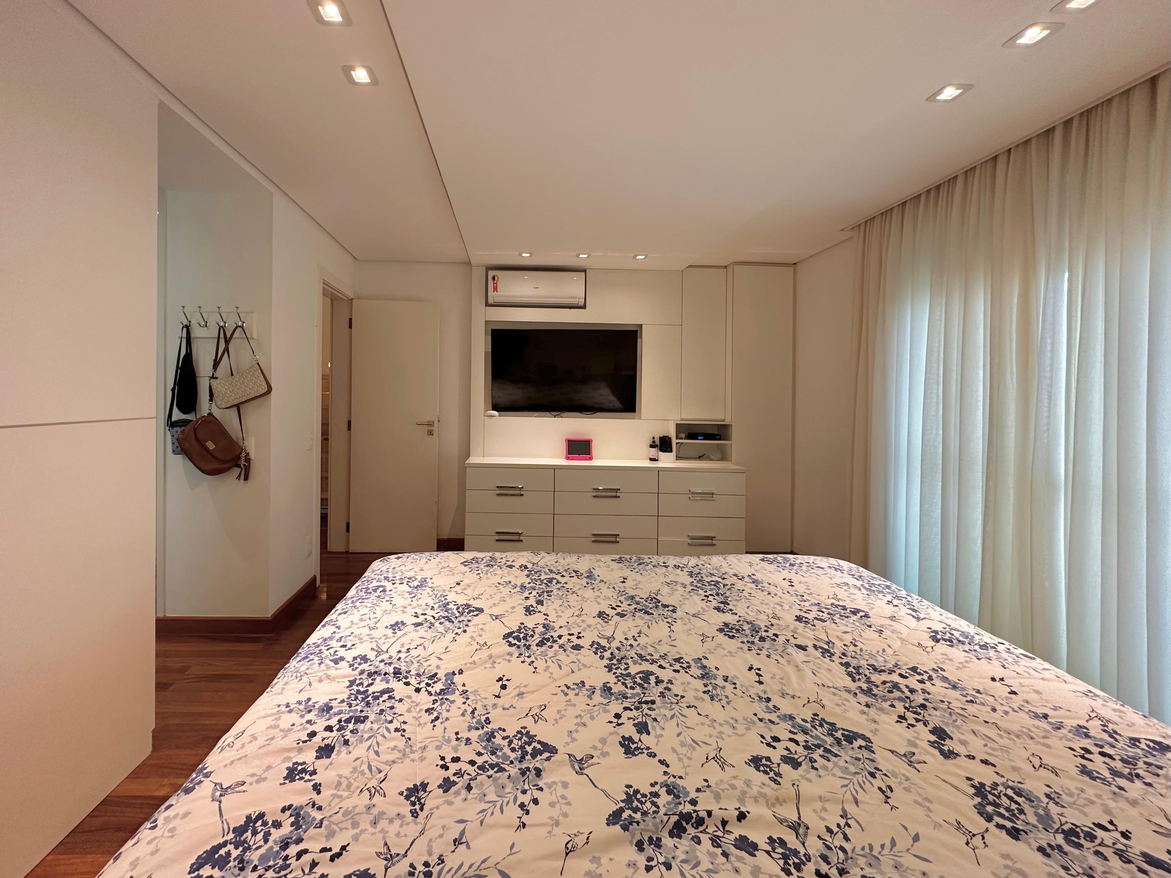 Casa à venda com 4 quartos, 320m² - Foto 45