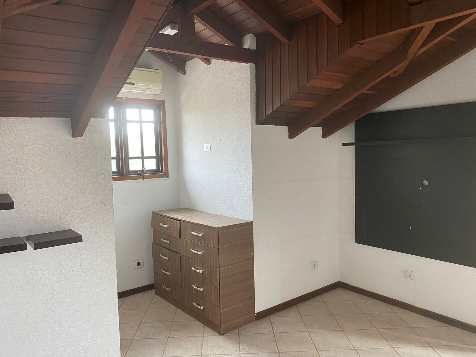 Casa à venda com 4 quartos, 380m² - Foto 18