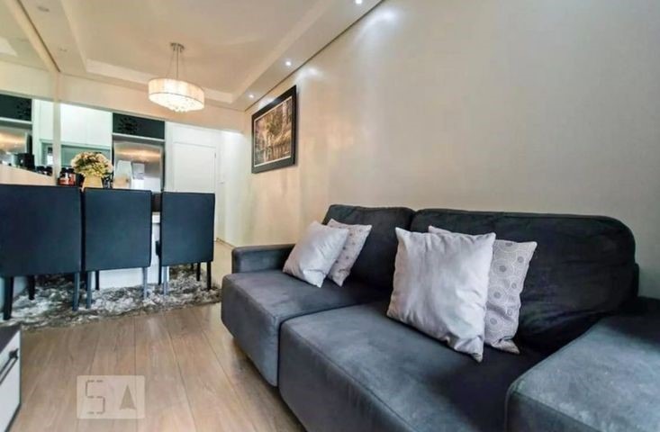 Apartamento à venda com 2 quartos, 70m² - Foto 2