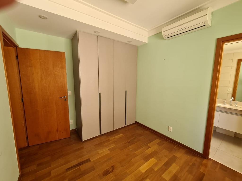 Apartamento à venda com 3 quartos, 201m² - Foto 14