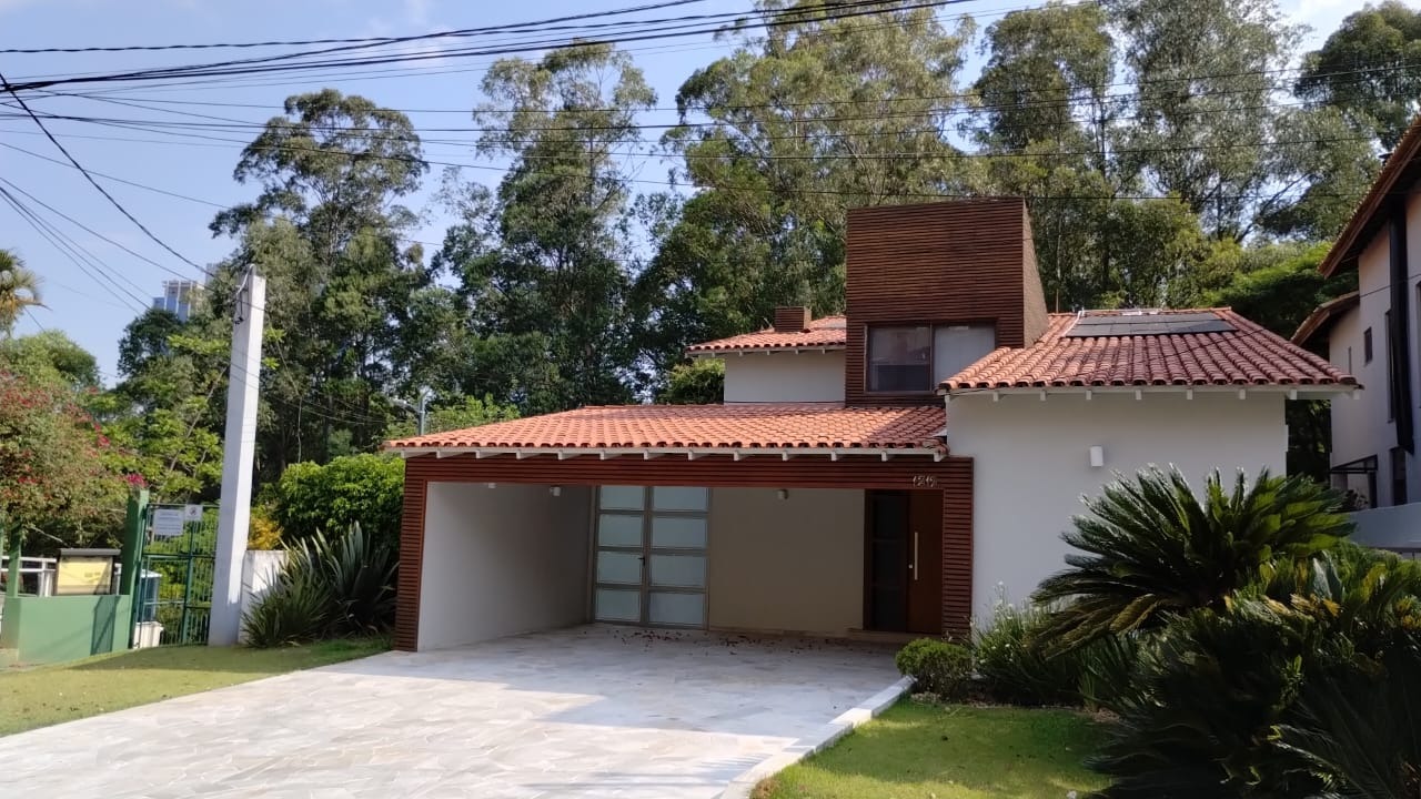 Casa de Condomínio à venda com 4 quartos, 420m² - Foto 1