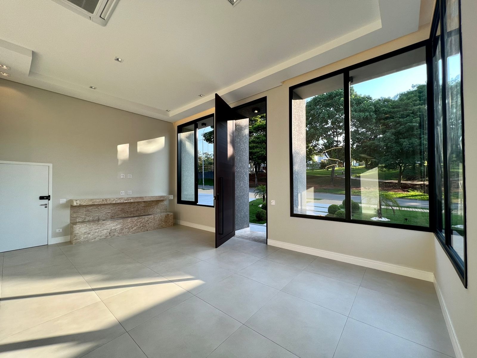 Casa à venda com 4 quartos, 428m² - Foto 10