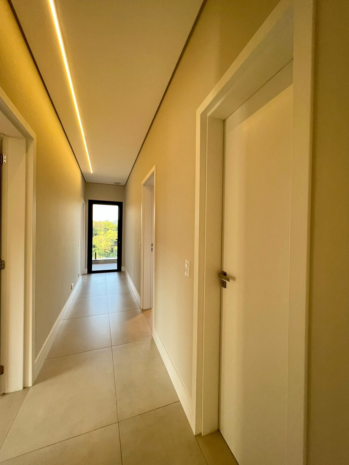 Casa à venda com 4 quartos, 428m² - Foto 31