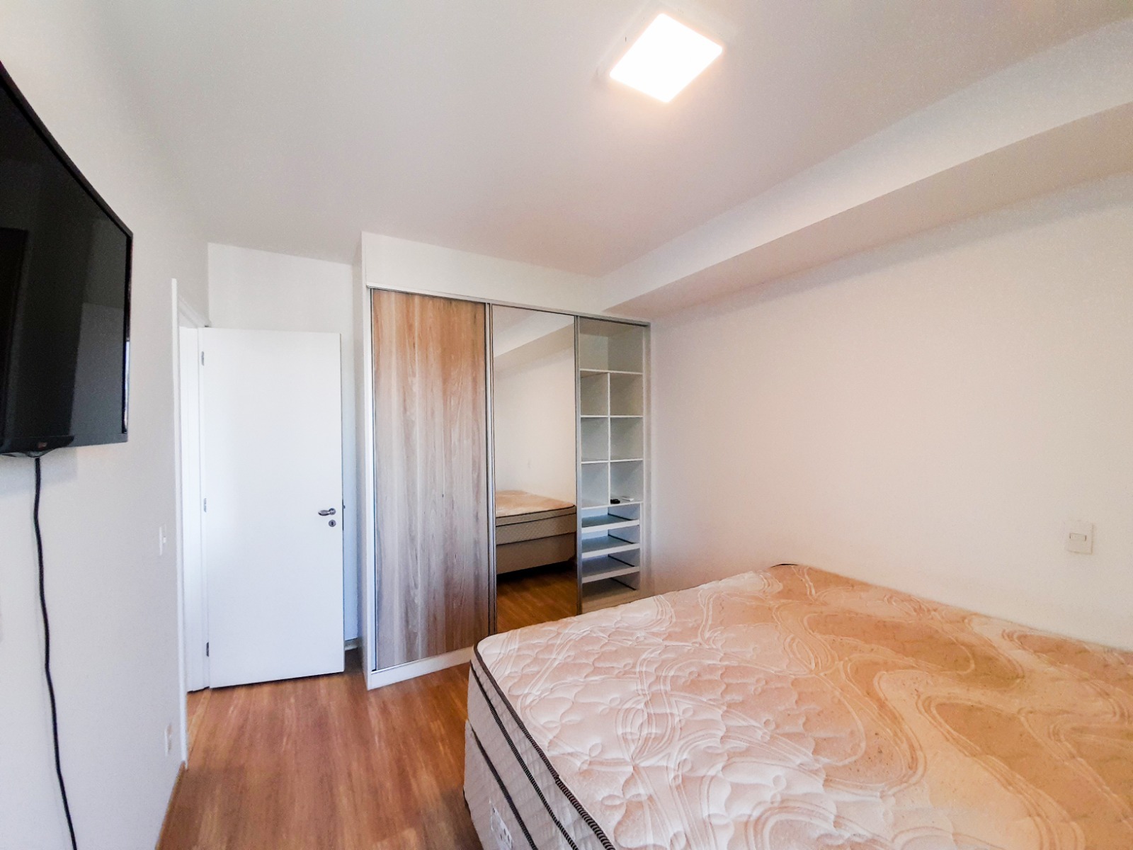 Apartamento para alugar com 1 quarto, 50m² - Foto 11