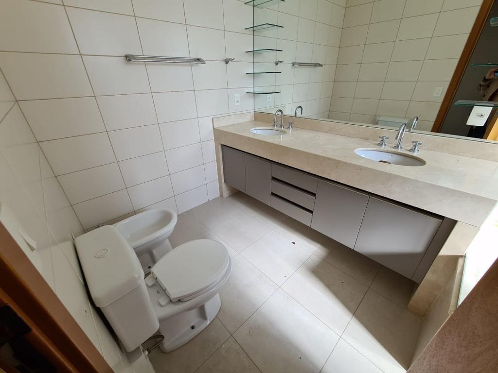 Apartamento à venda com 3 quartos, 201m² - Foto 28