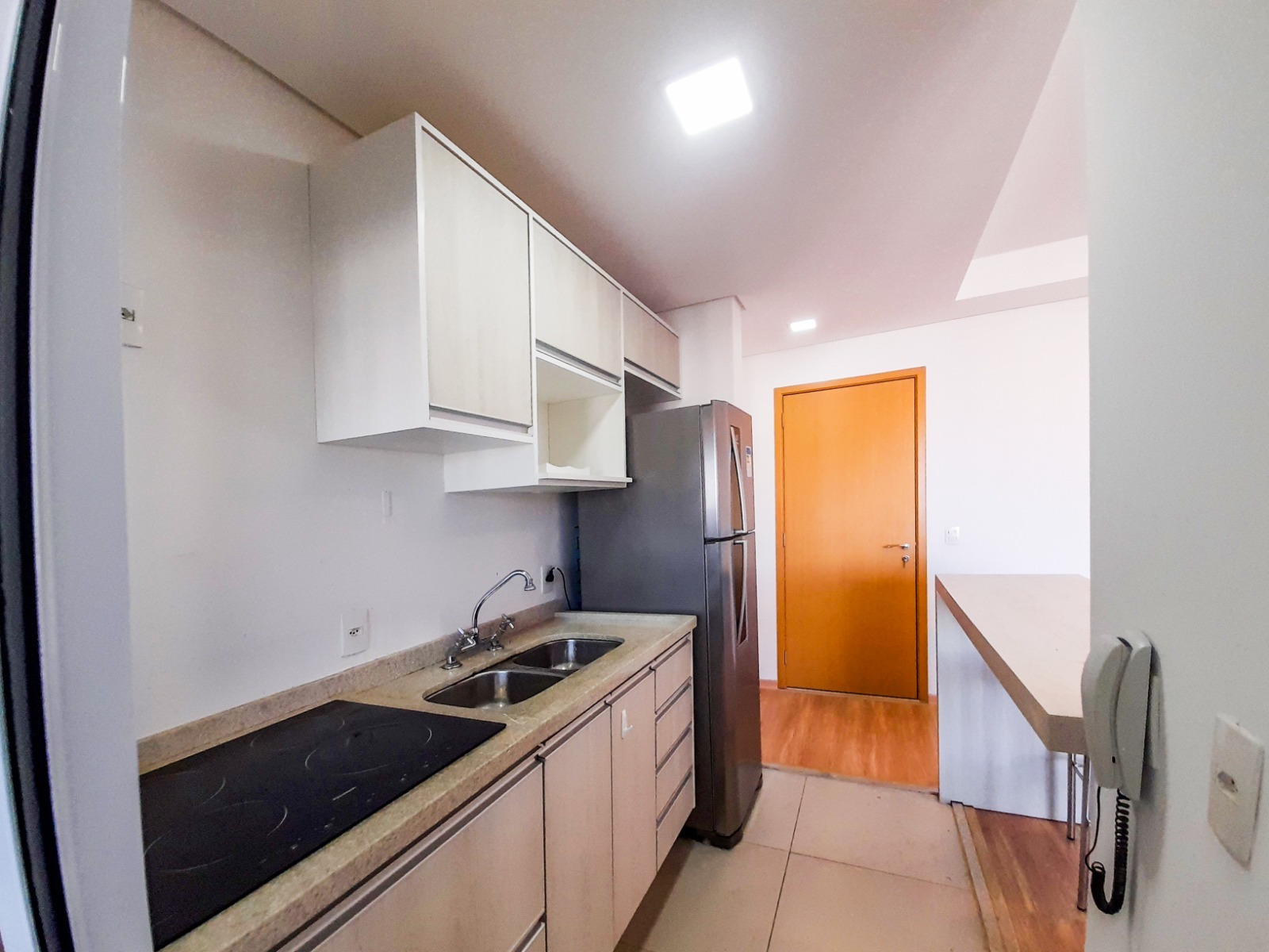 Apartamento para alugar com 1 quarto, 50m² - Foto 6