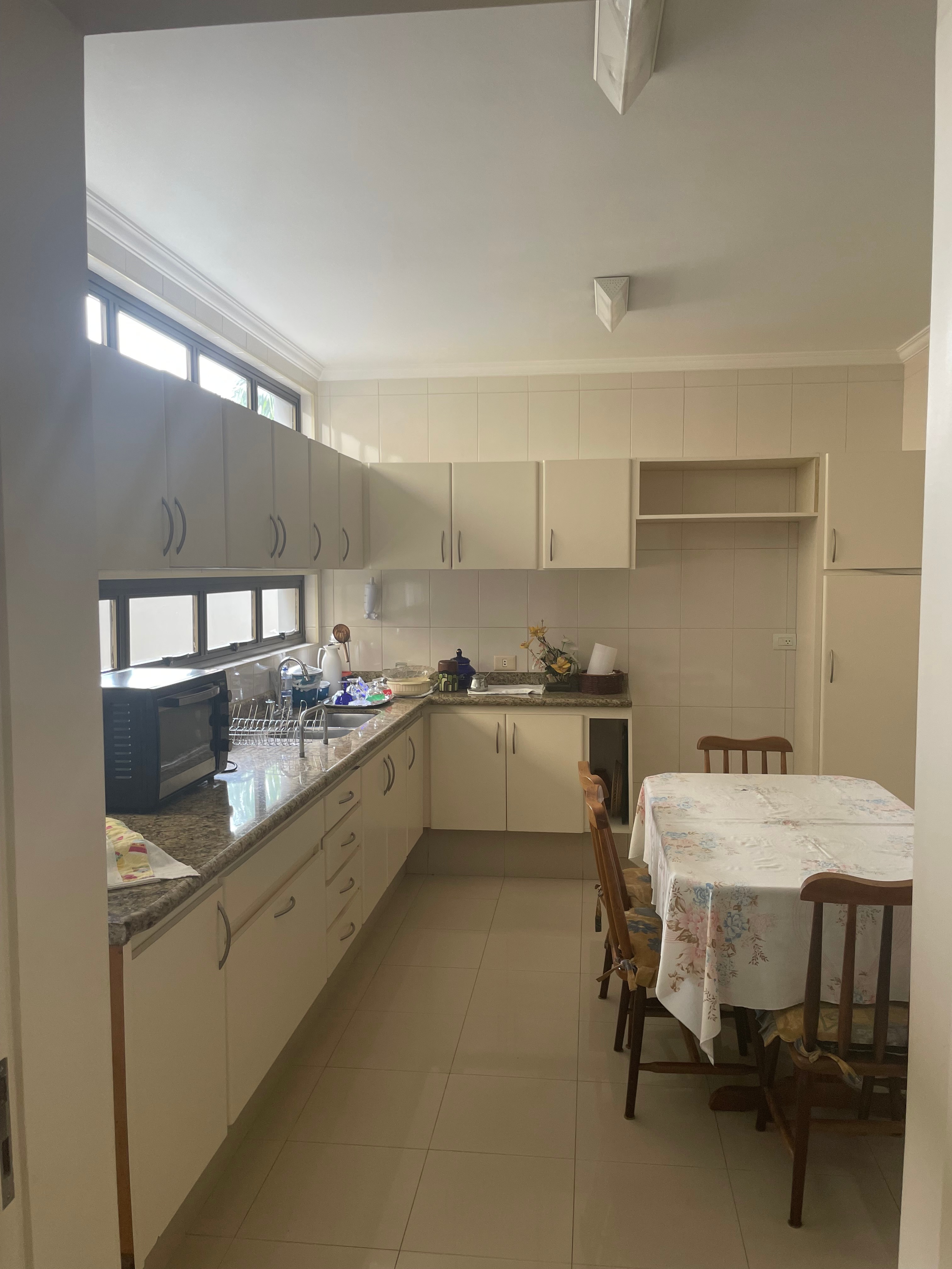 Casa à venda com 3 quartos, 266m² - Foto 17