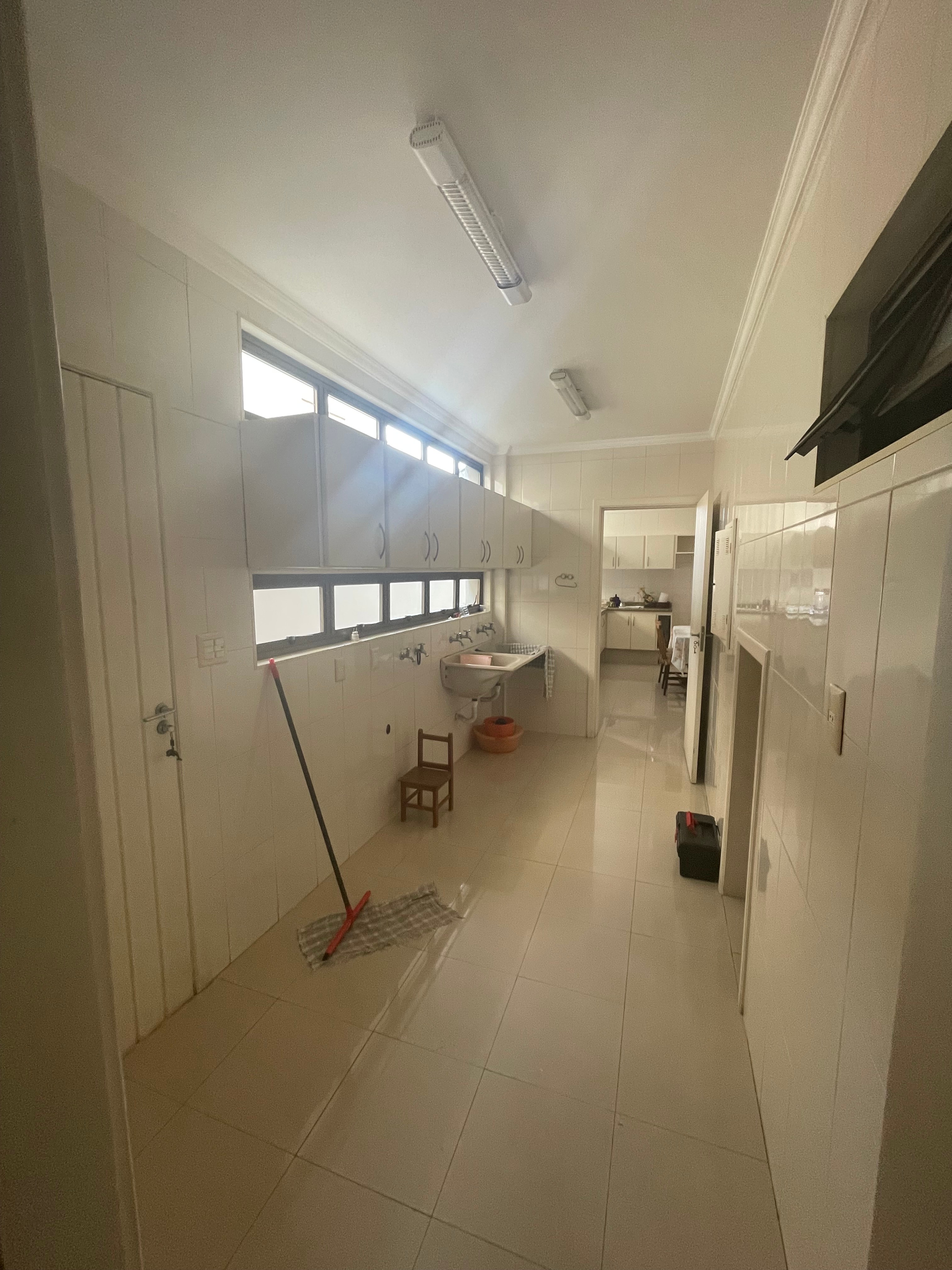 Casa à venda com 3 quartos, 266m² - Foto 22