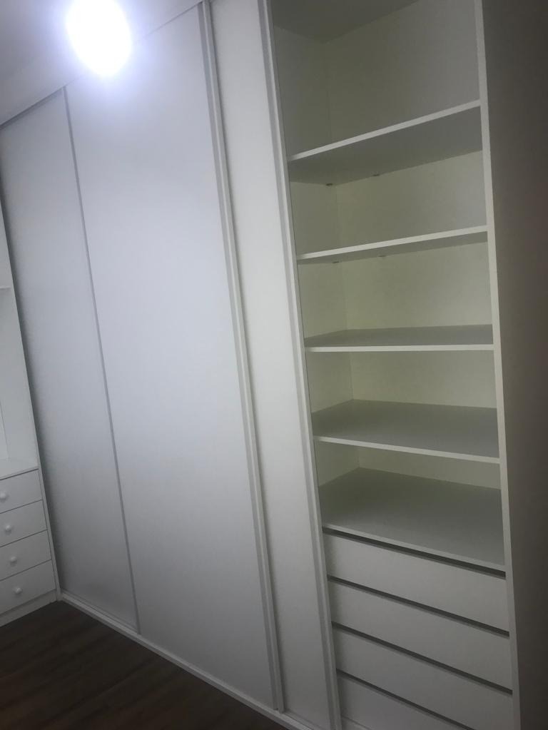 Apartamento à venda com 3 quartos, 200m² - Foto 20