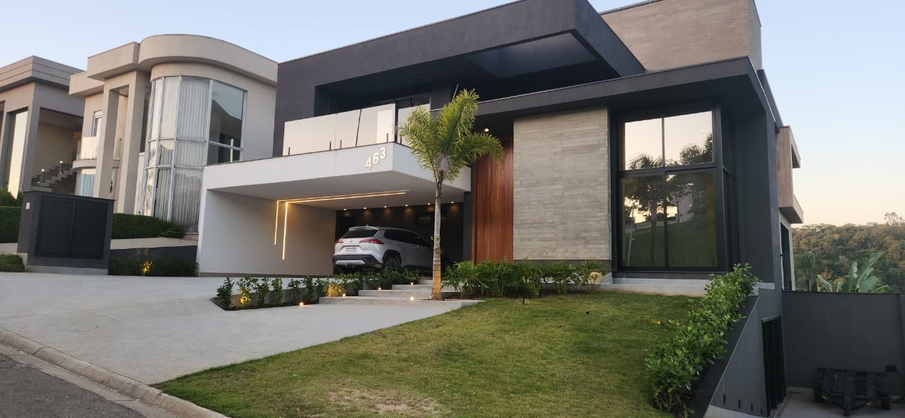 Casa de Condomínio à venda com 5 quartos, 560m² - Foto 2