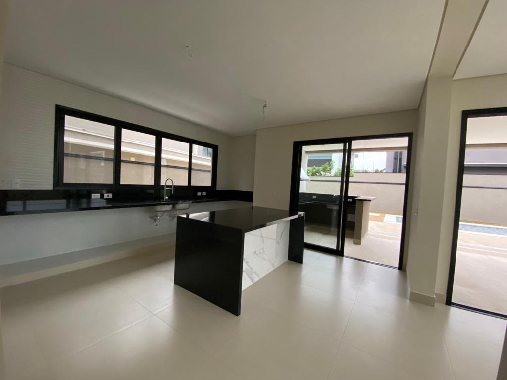 Casa de Condomínio à venda com 4 quartos, 309m² - Foto 15