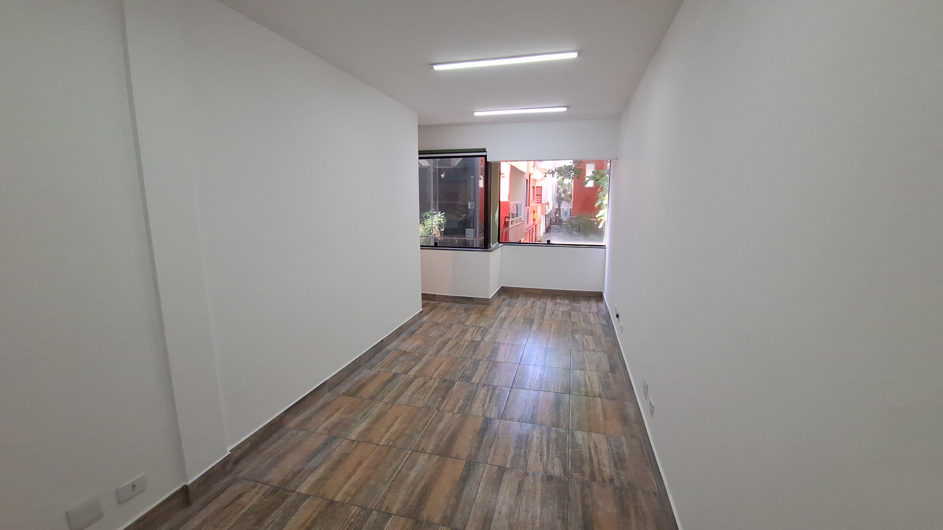 Conjunto Comercial-Sala para alugar, 99m² - Foto 2