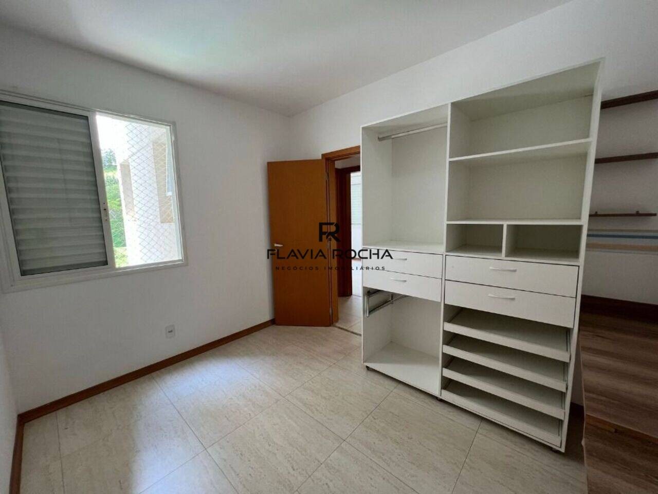 Apartamento à venda com 2 quartos, 94m² - Foto 27