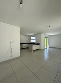 Casa de Condomínio à venda com 3 quartos, 300m² - Foto 4