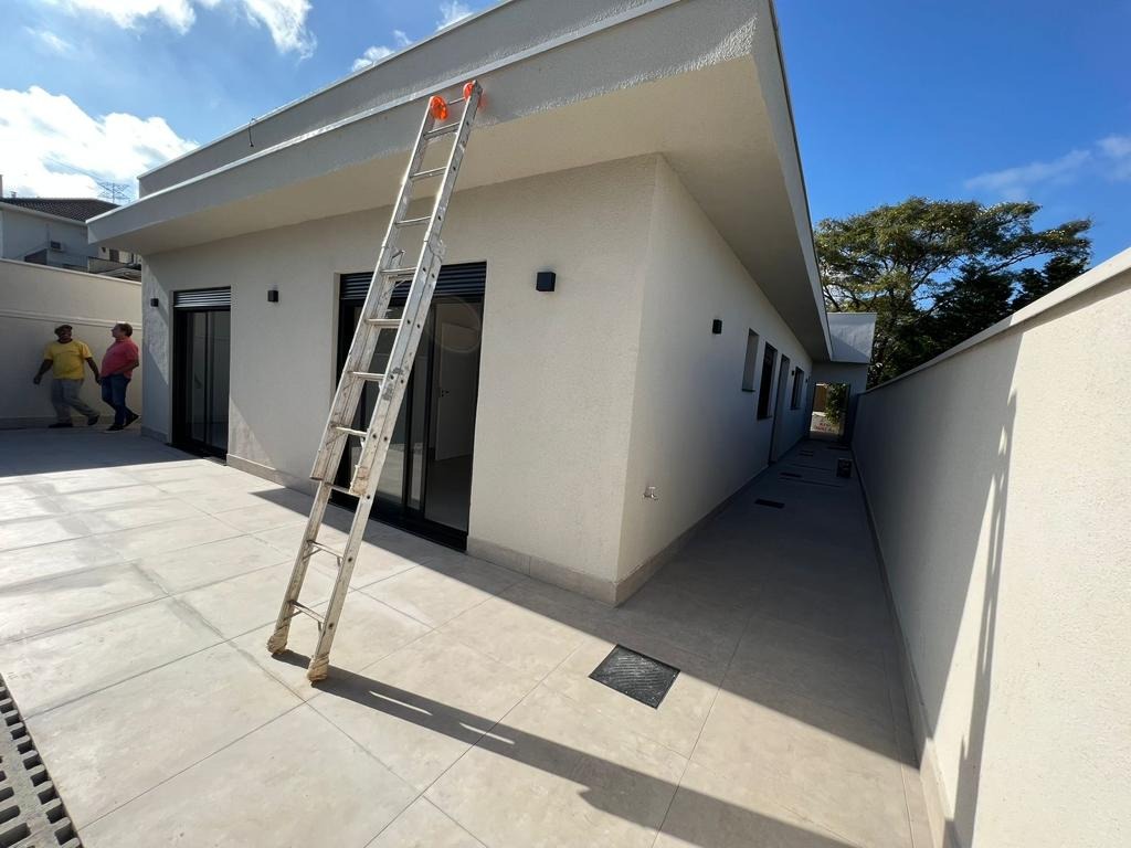 Casa à venda com 4 quartos, 200m² - Foto 19