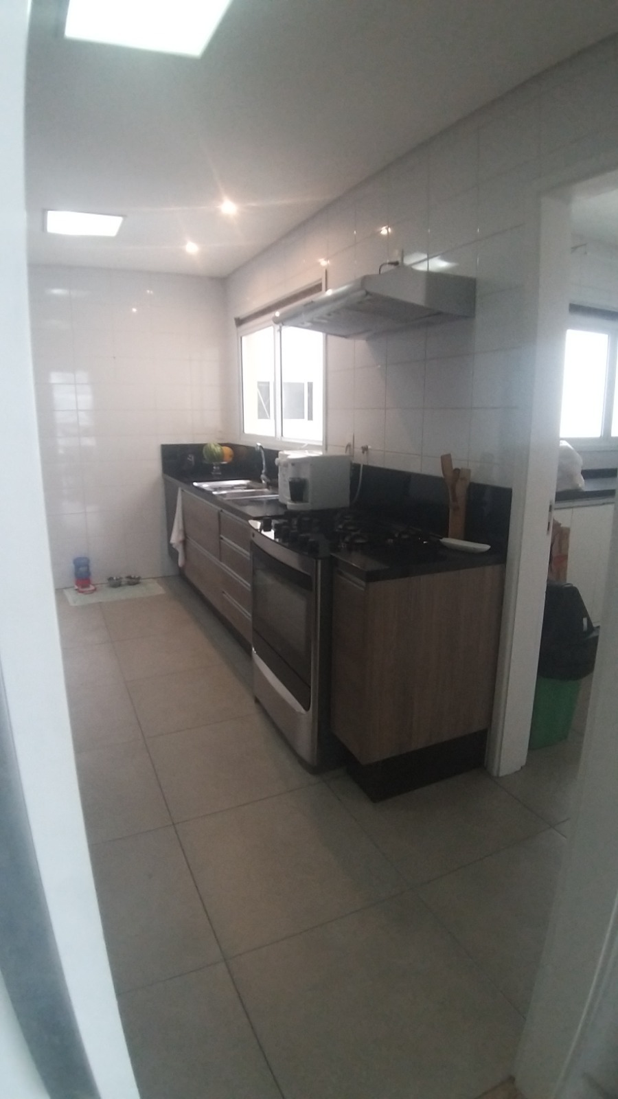 Apartamento para alugar com 3 quartos, 158m² - Foto 2