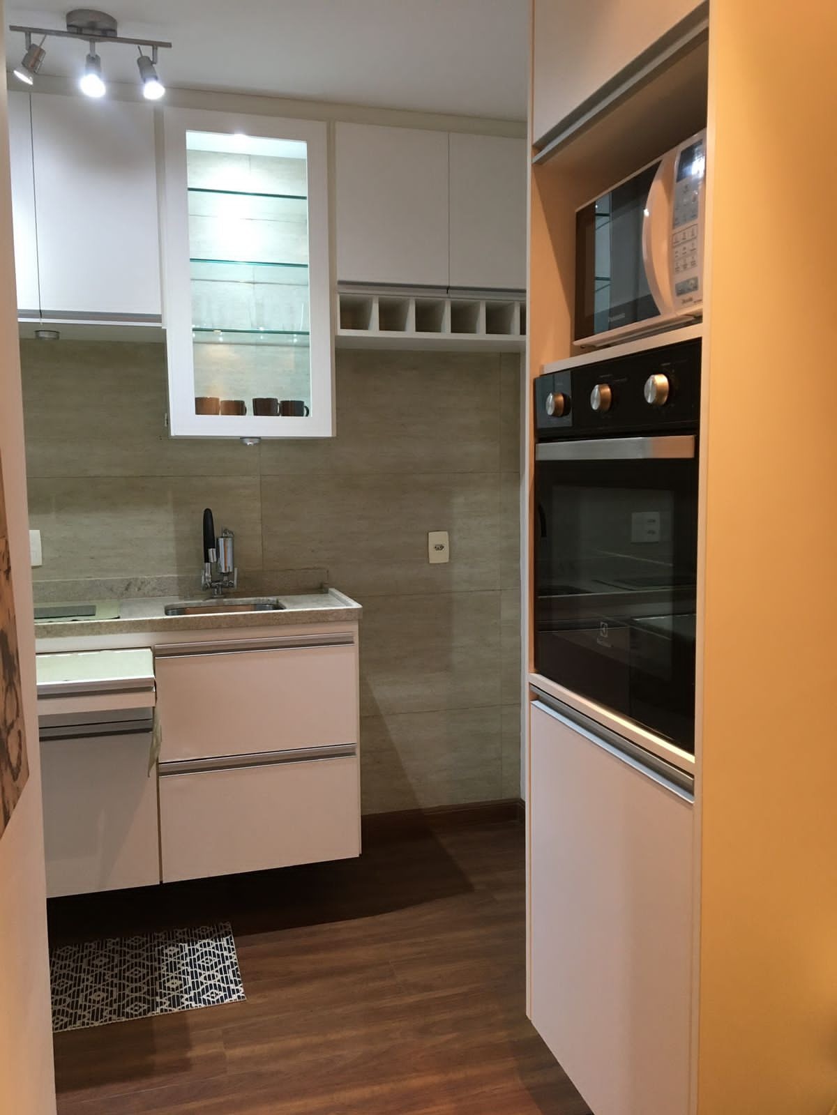 Apartamento à venda com 3 quartos, 72m² - Foto 11