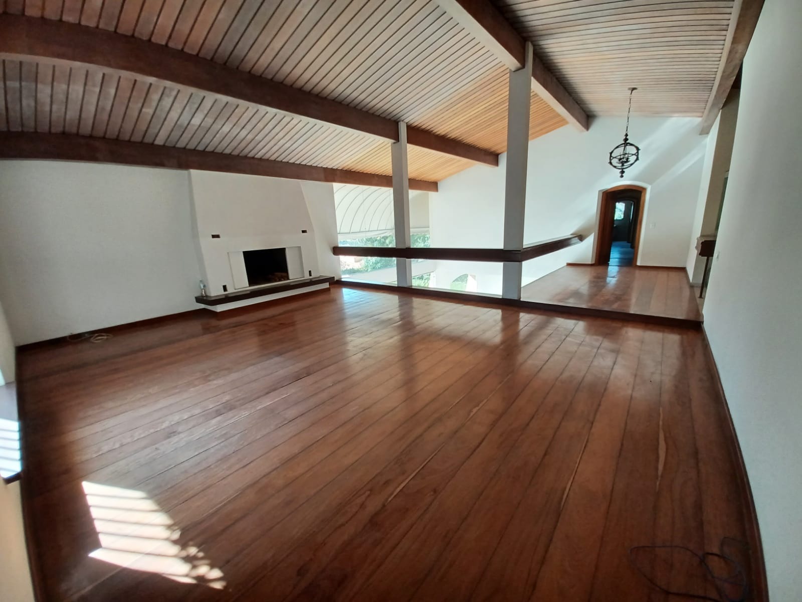 Casa para alugar com 5 quartos, 700m² - Foto 20