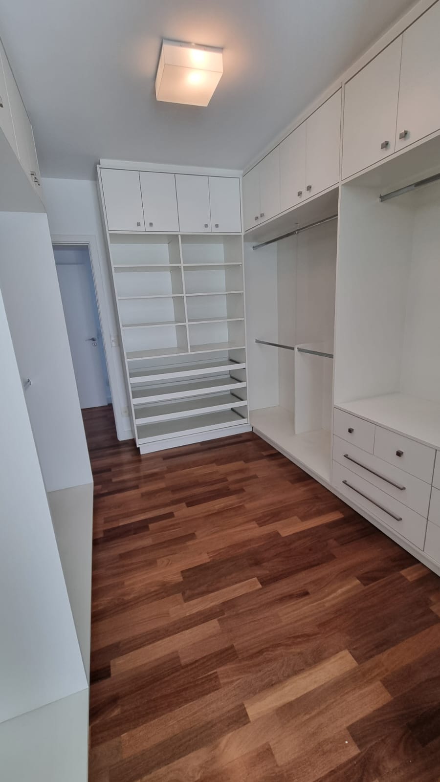 Apartamento à venda com 3 quartos, 252m² - Foto 30