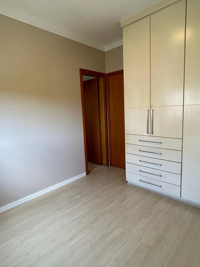 Apartamento à venda com 3 quartos, 139m² - Foto 19