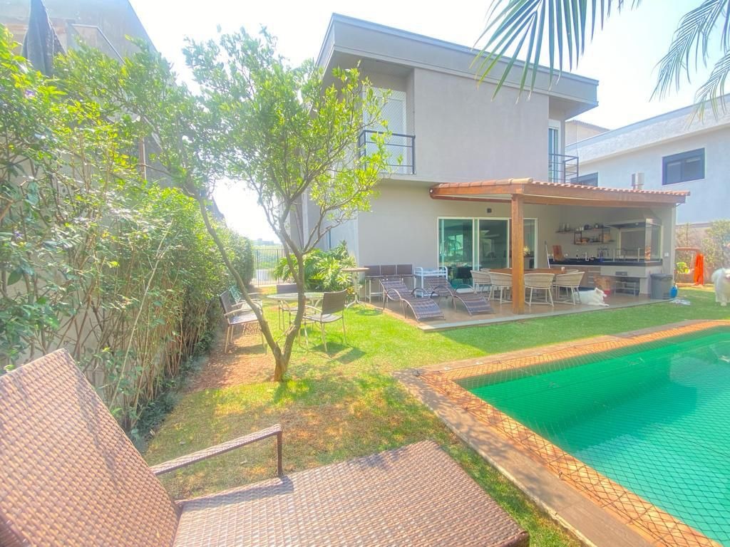 Casa à venda com 4 quartos, 388m² - Foto 7