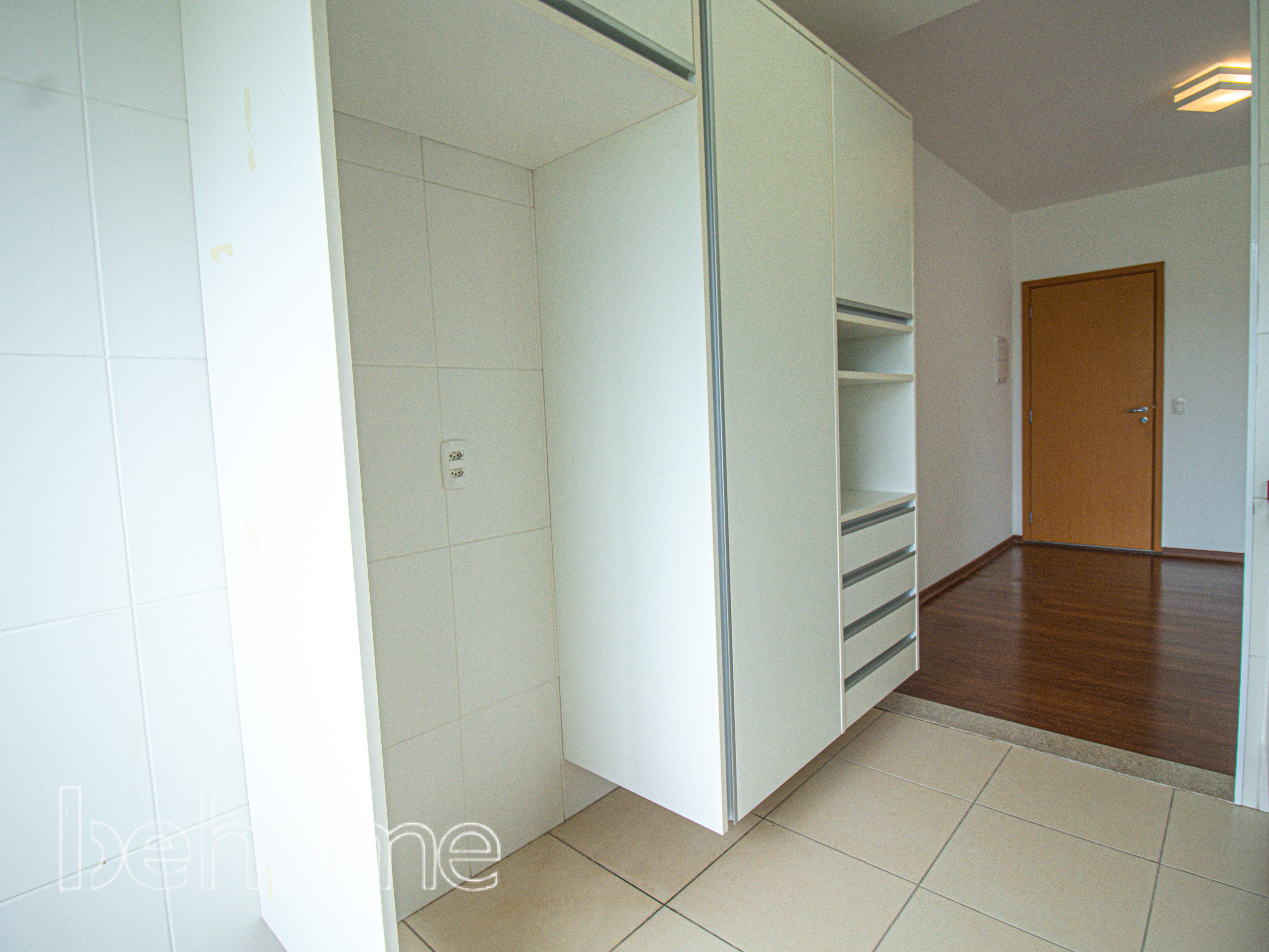 Apartamento à venda com 2 quartos, 72m² - Foto 11