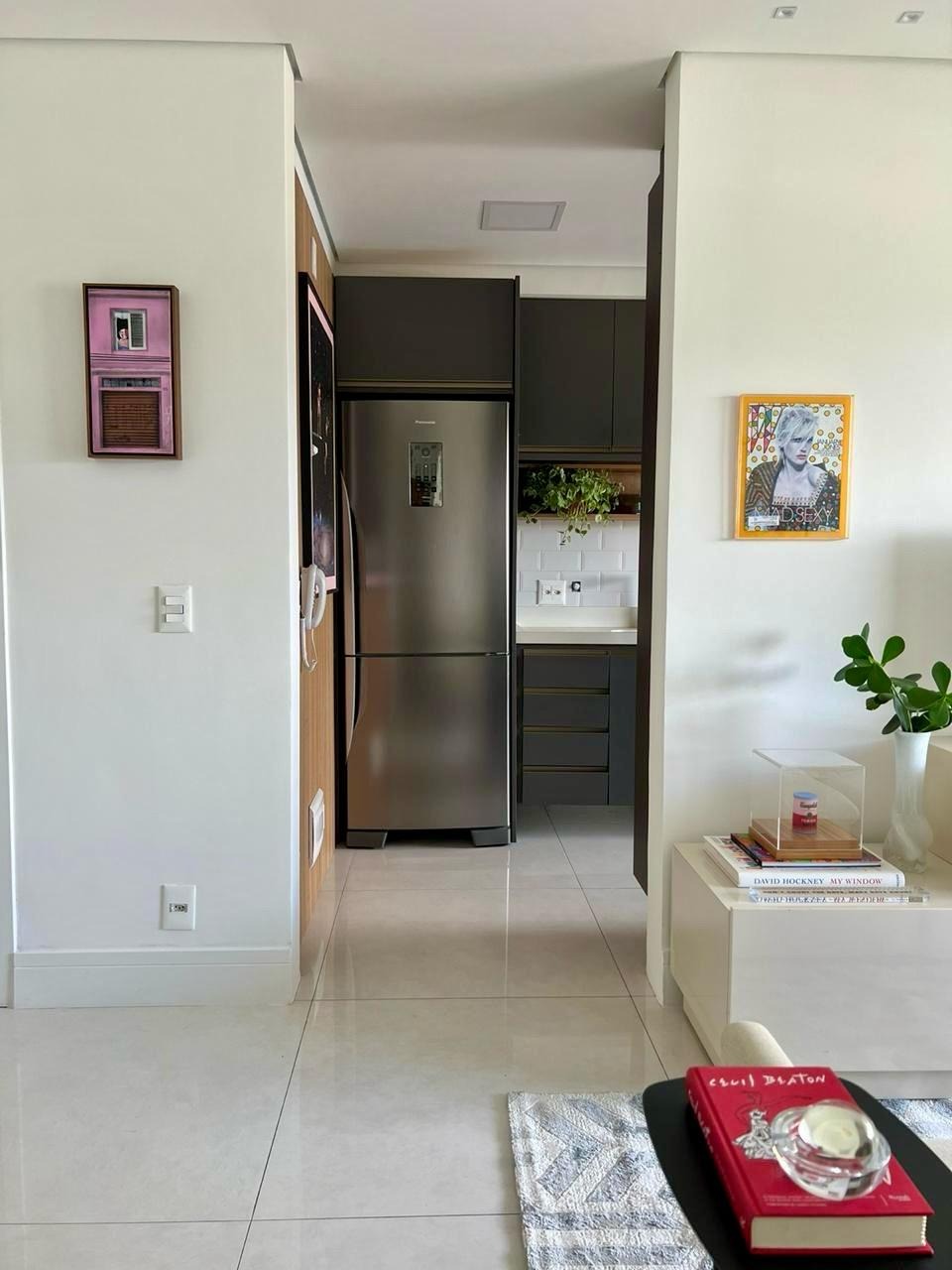 Apartamento à venda com 2 quartos, 69m² - Foto 9