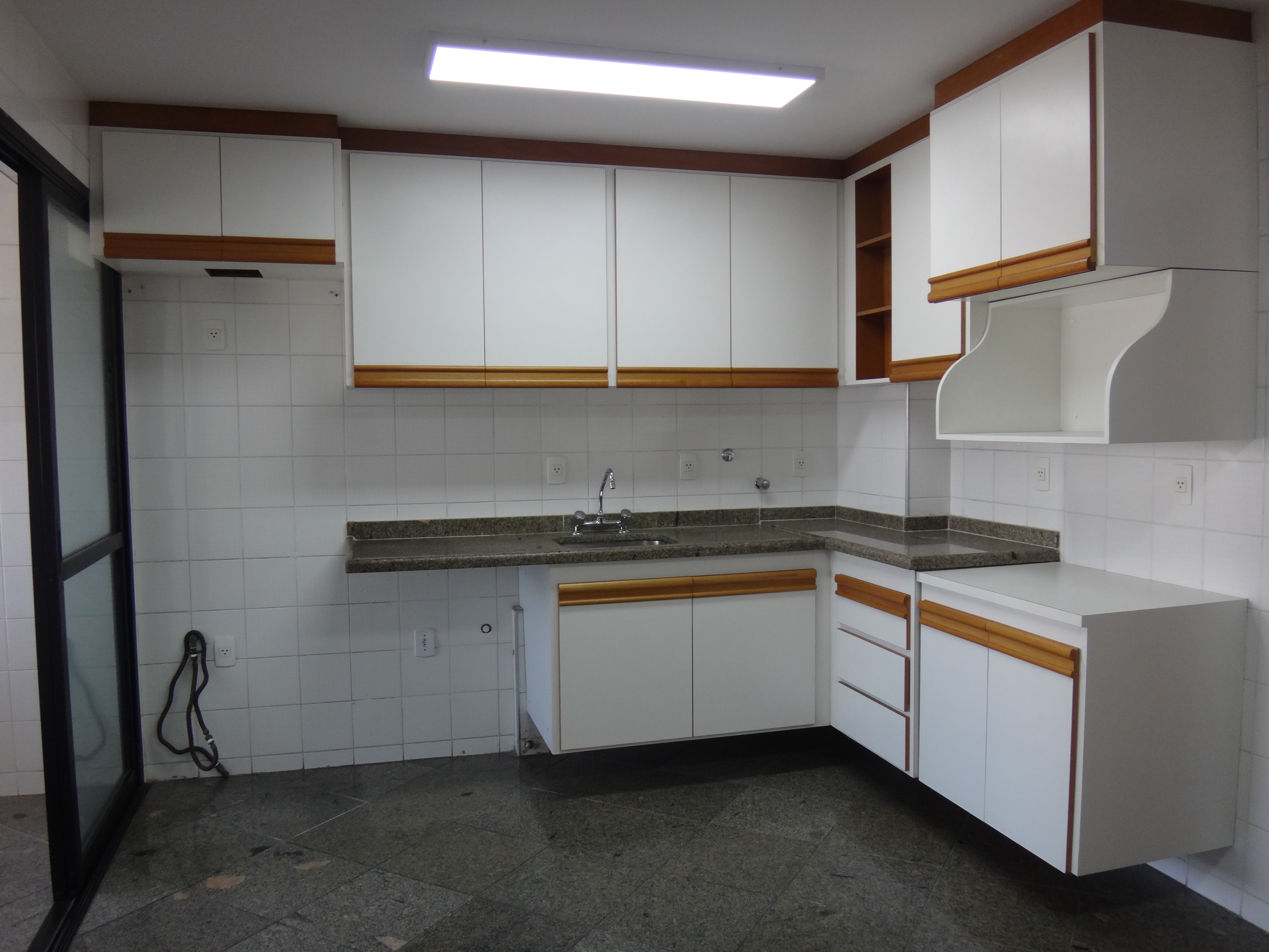 Apartamento para alugar com 3 quartos, 164m² - Foto 9